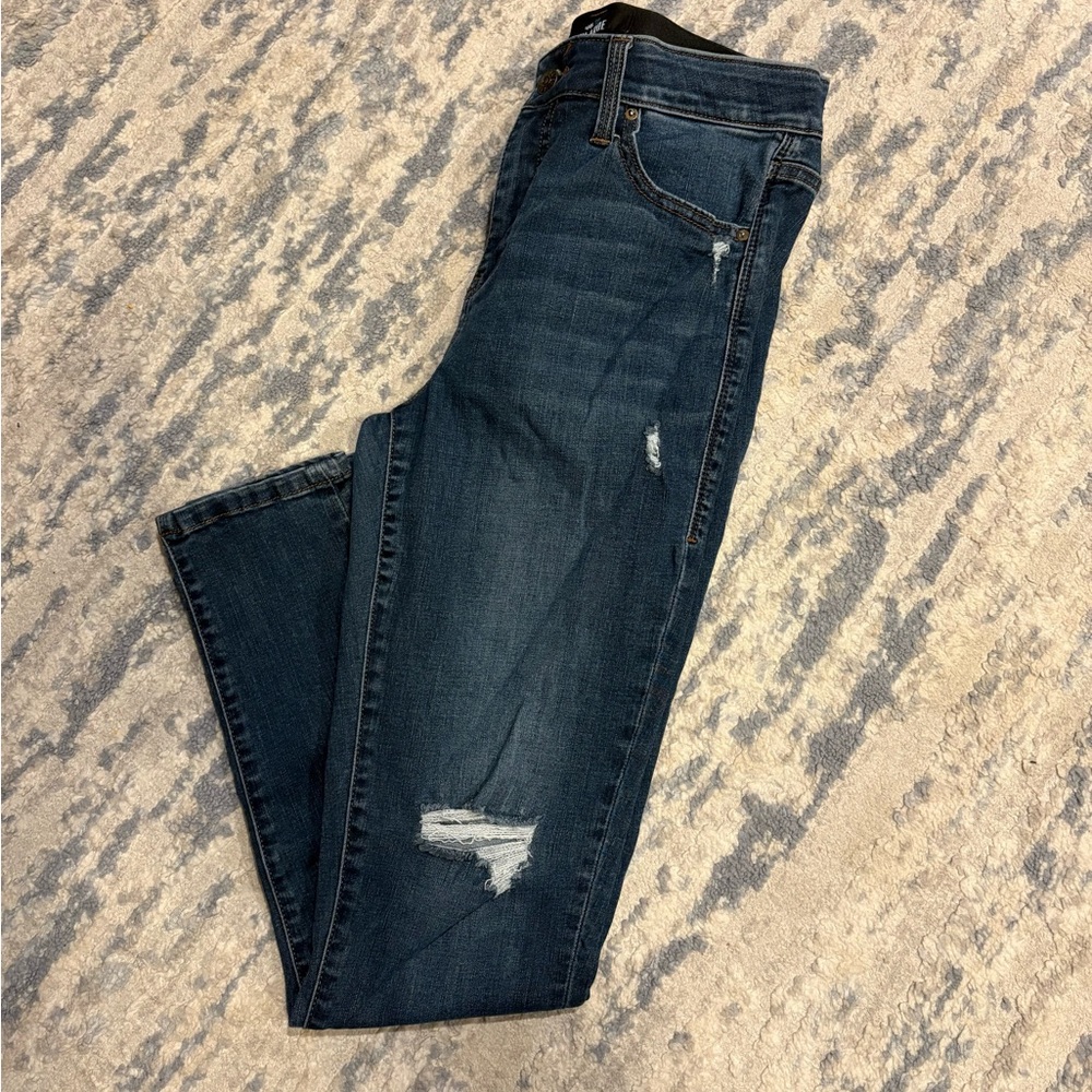 Classic Blue Distressed Women Jeans